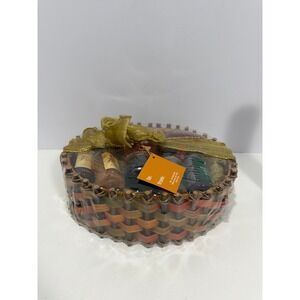 The Body Shop 10-Piece Bath & Body Gift Set Woven Basket Vanilla Strawberry VTG